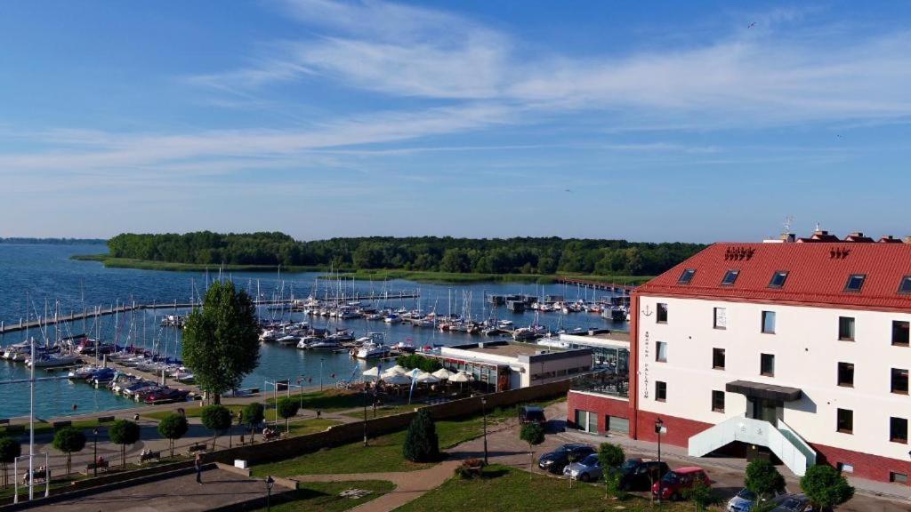 Marina Pallatium Kamien Pomorski Exteriér fotografie